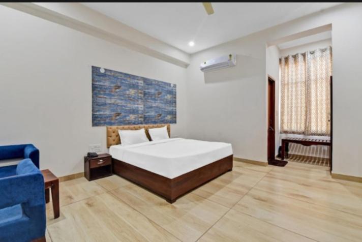 Hotel Amrapali Inn ジャイプール エクステリア 写真